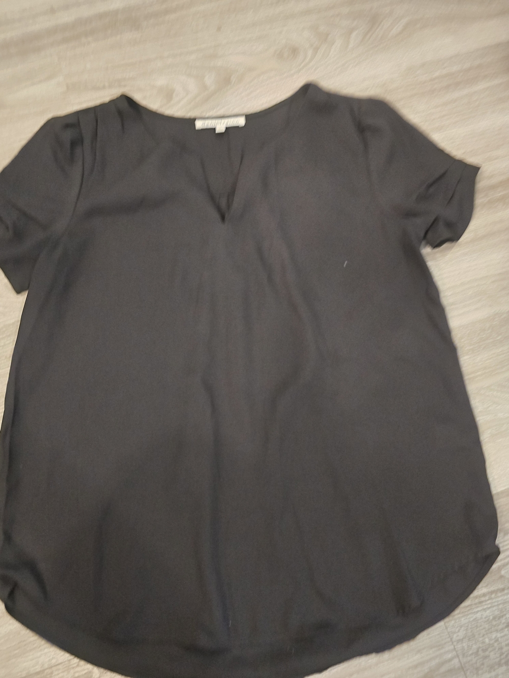 Daniel Rainn Black Short Sleeve V-Notch Blouse